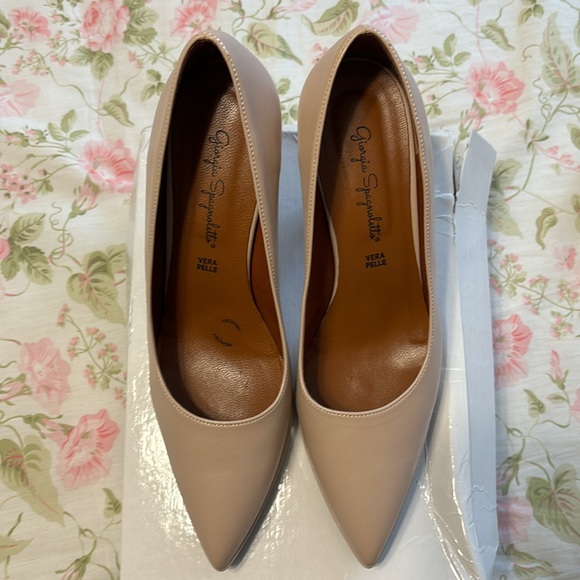 Leather pointy heel shoe - Picture 5 of 6